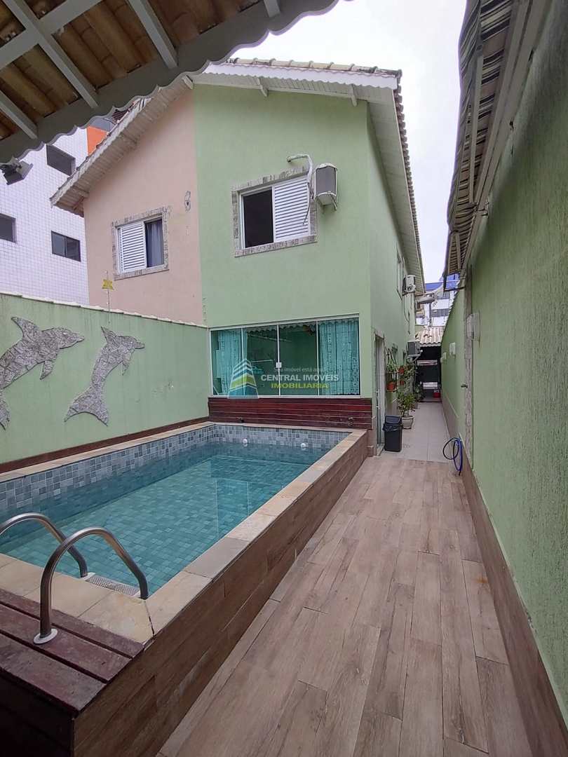 Sobrado à venda com 3 quartos, 150m² - Foto 1