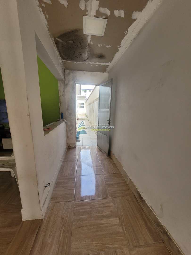 Casa para alugar com 1 quarto, 175m² - Foto 9