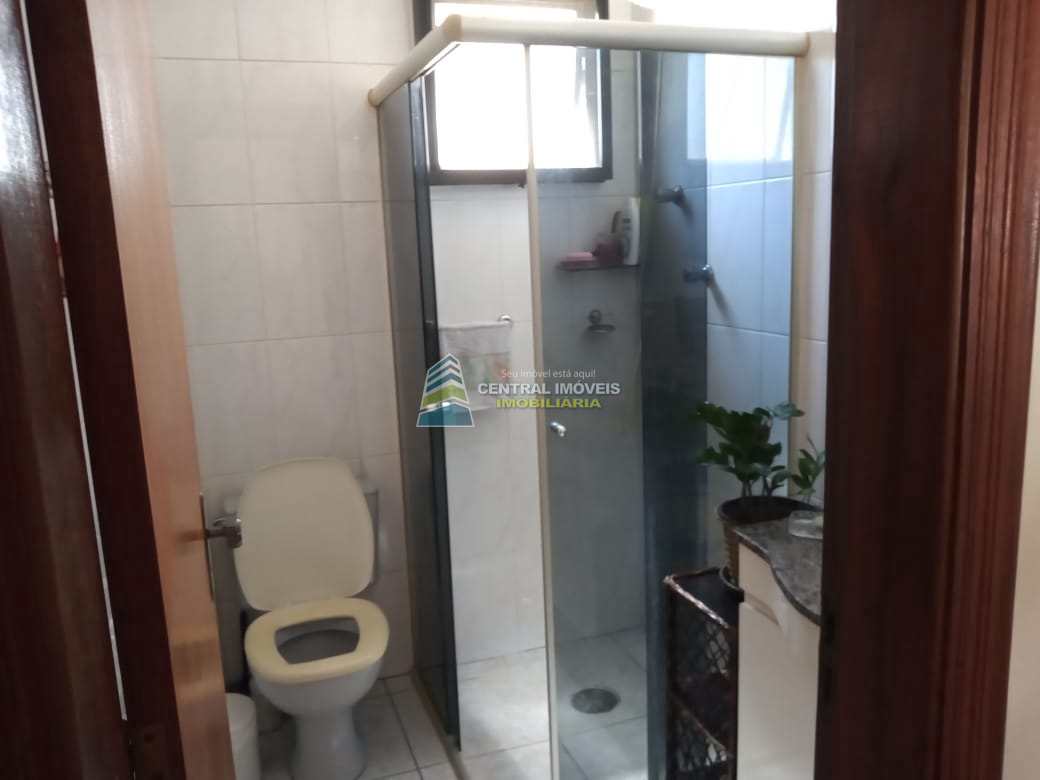 Apartamento à venda com 2 quartos, 75m² - Foto 23