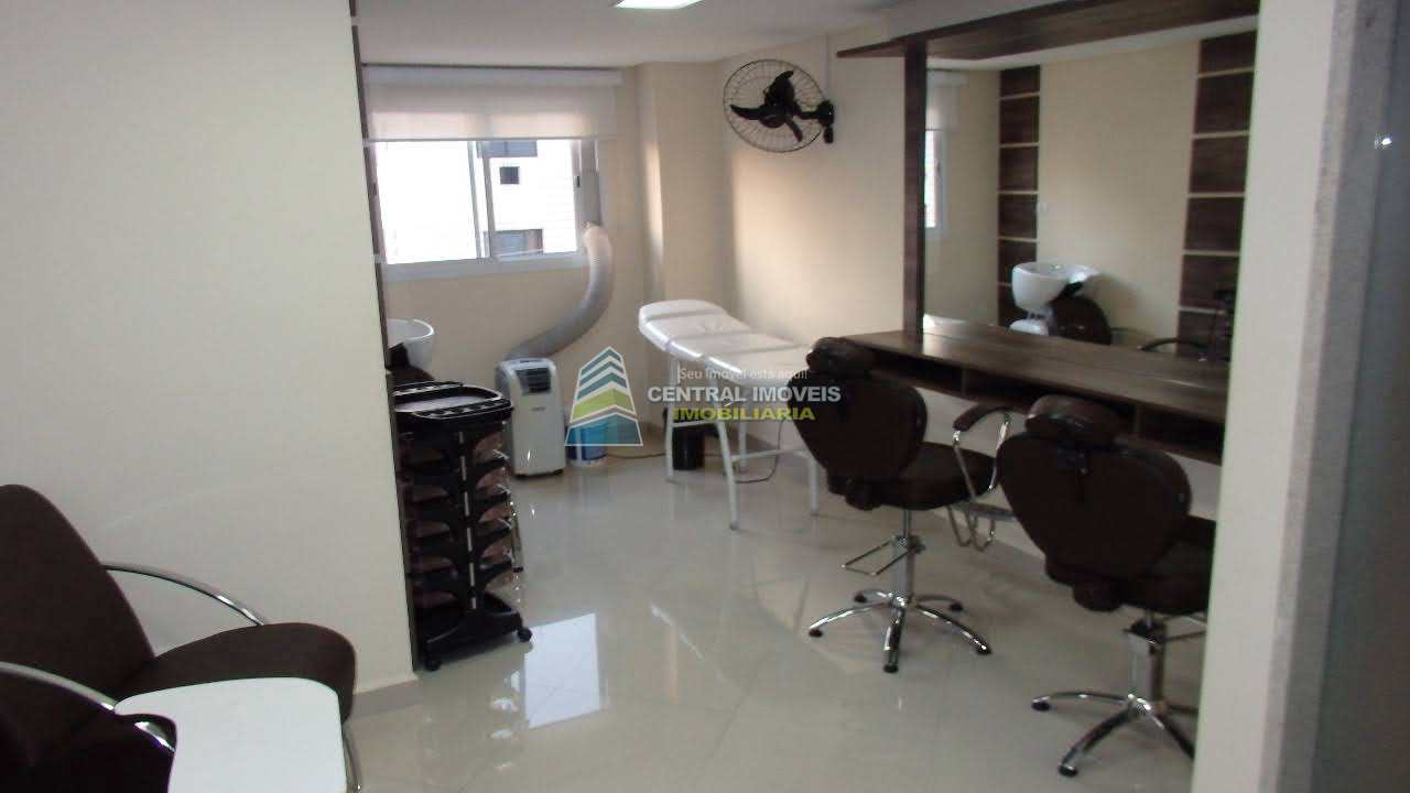 Apartamento à venda com 2 quartos, 80m² - Foto 25