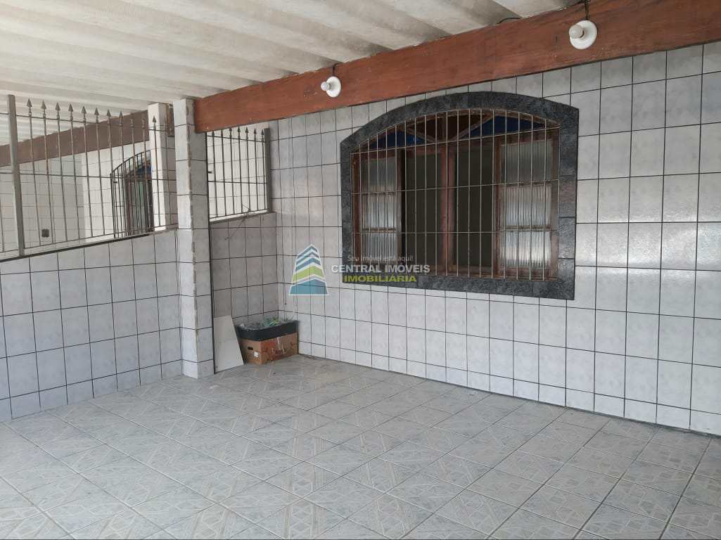 Casa à venda com 4 quartos, 167m² - Foto 1