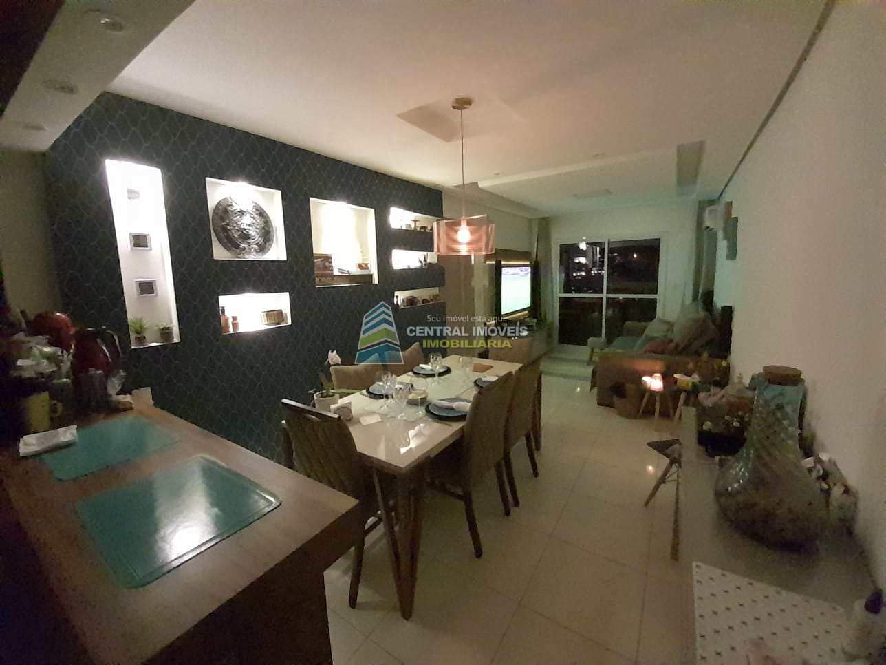 Apartamento à venda com 2 quartos, 87m² - Foto 1