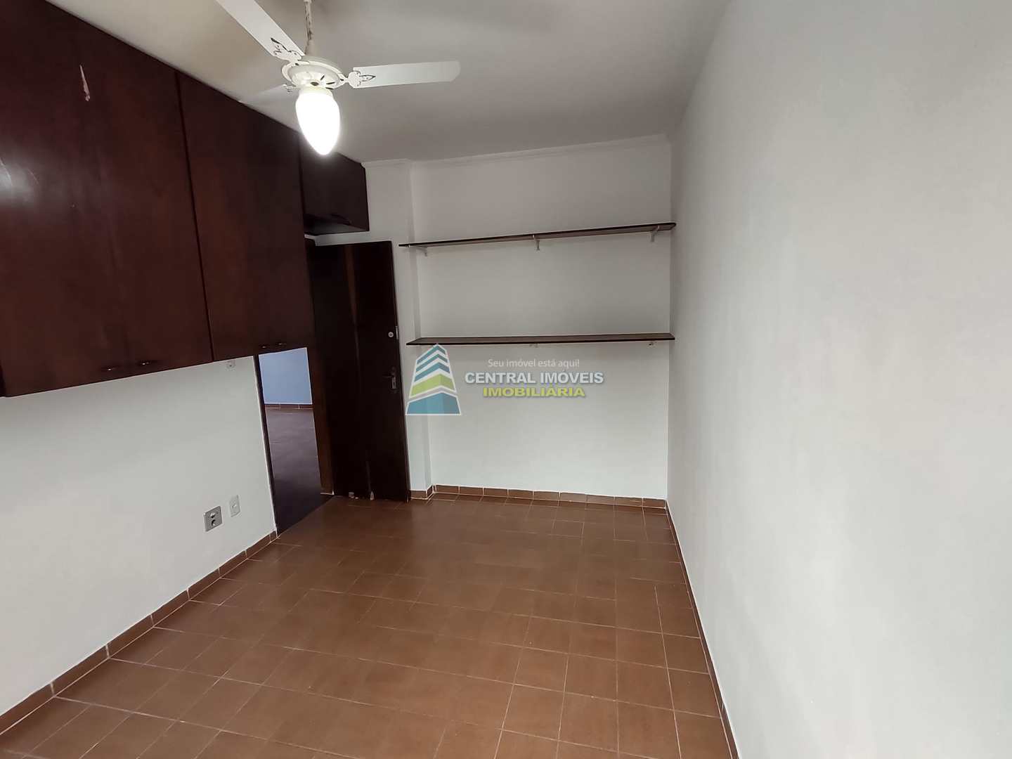 Apartamento à venda com 2 quartos, 75m² - Foto 42