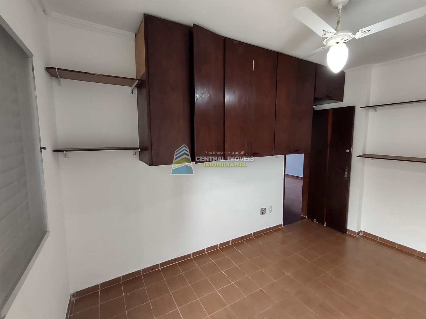 Apartamento à venda com 2 quartos, 75m² - Foto 40