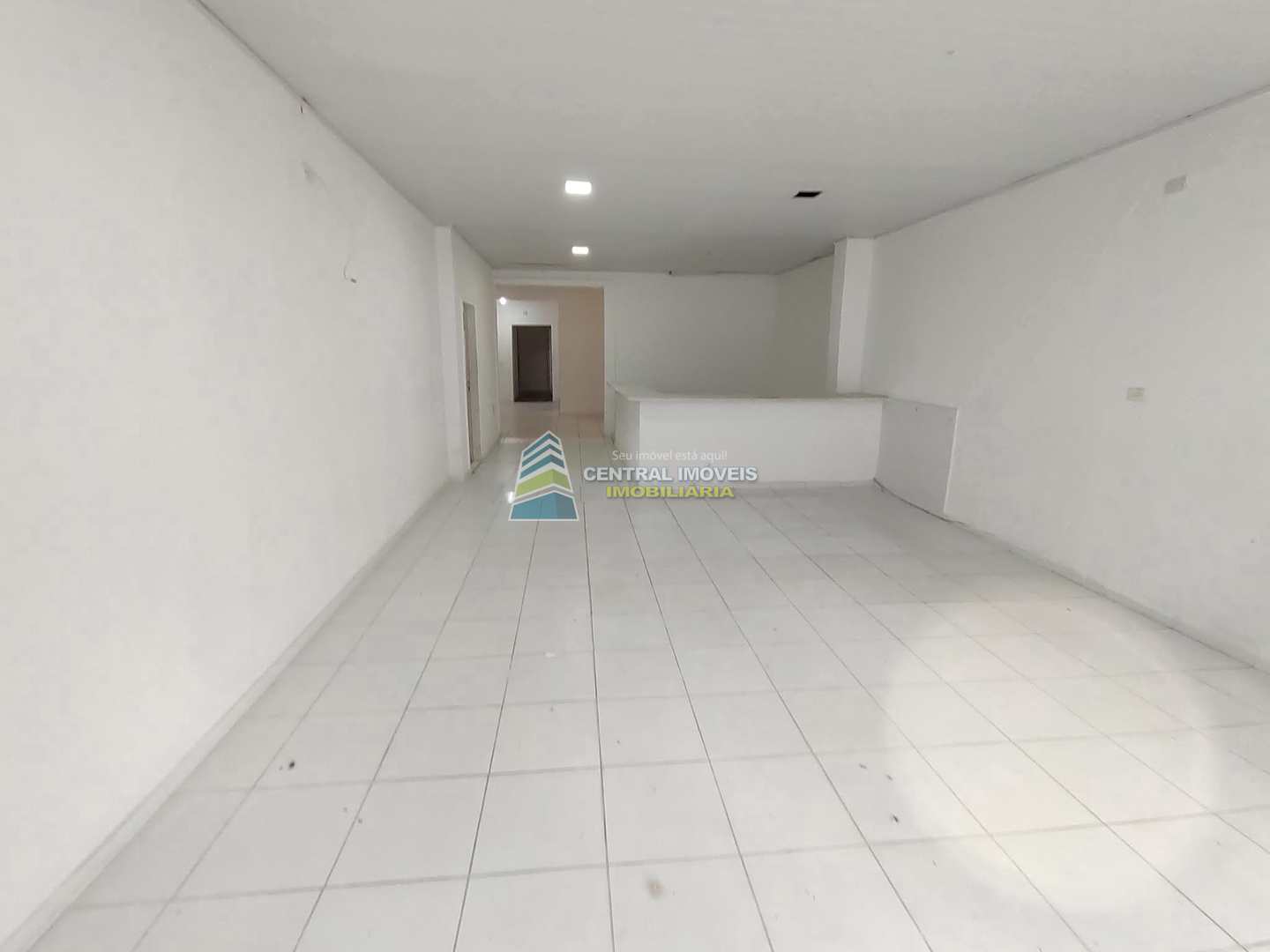 Loja-Salão para alugar, 220m² - Foto 1