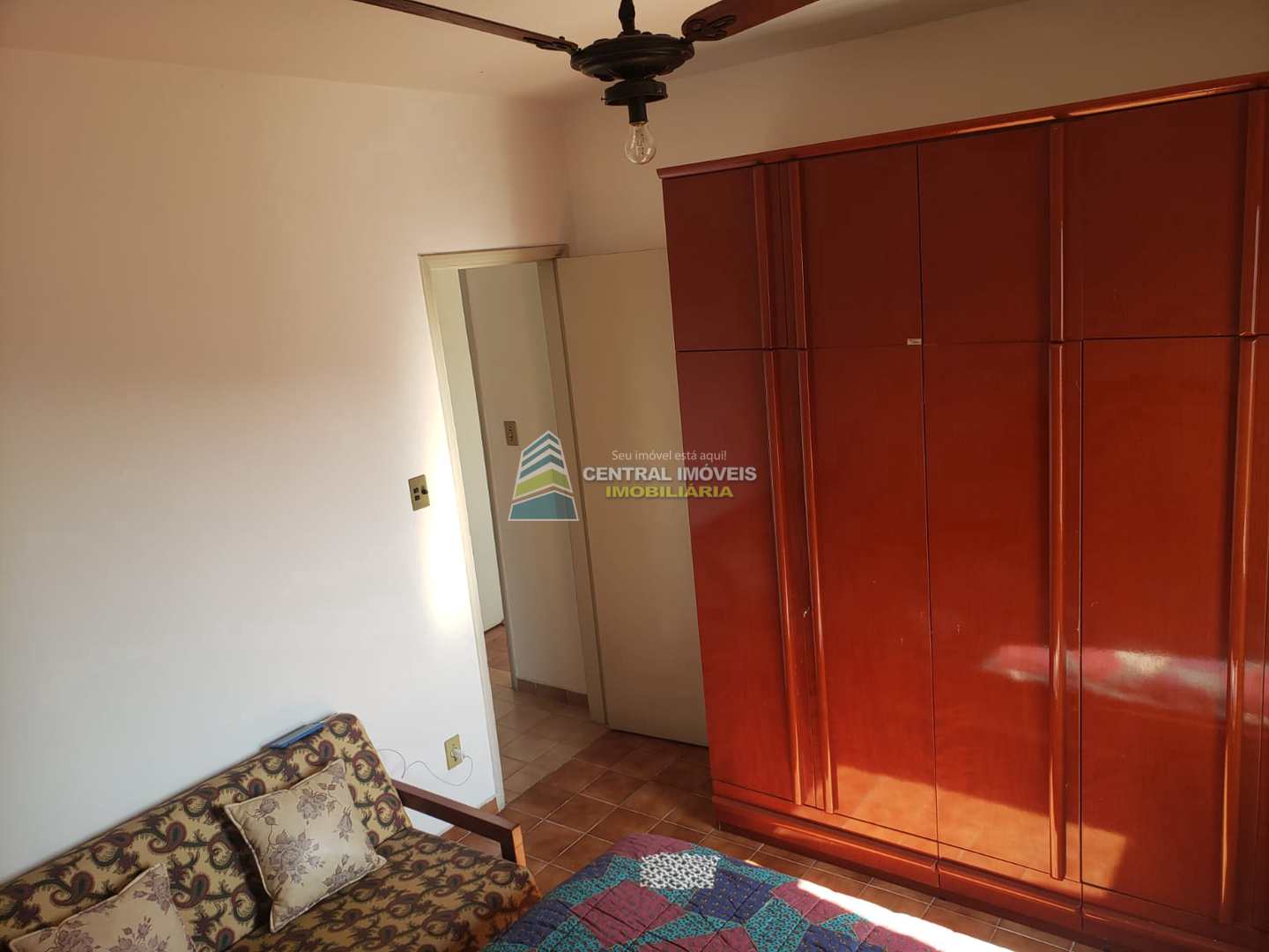 Apartamento à venda com 2 quartos, 70m² - Foto 17