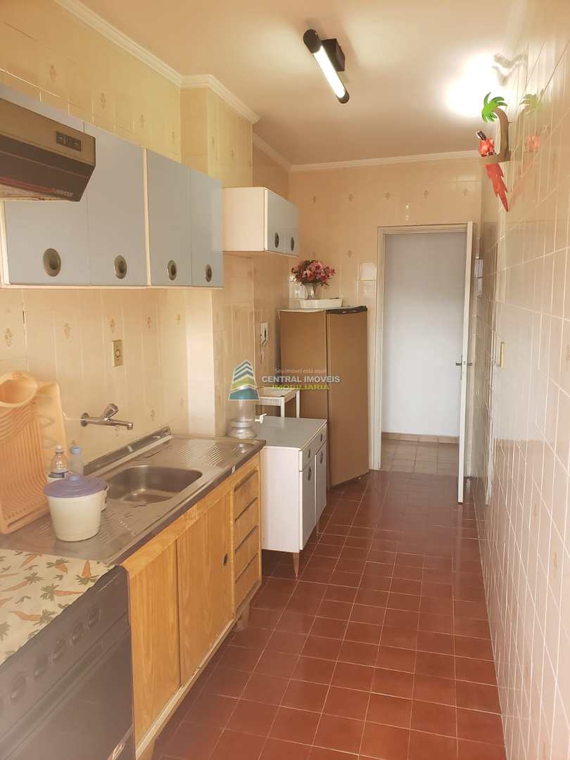 Apartamento à venda com 2 quartos, 70m² - Foto 9