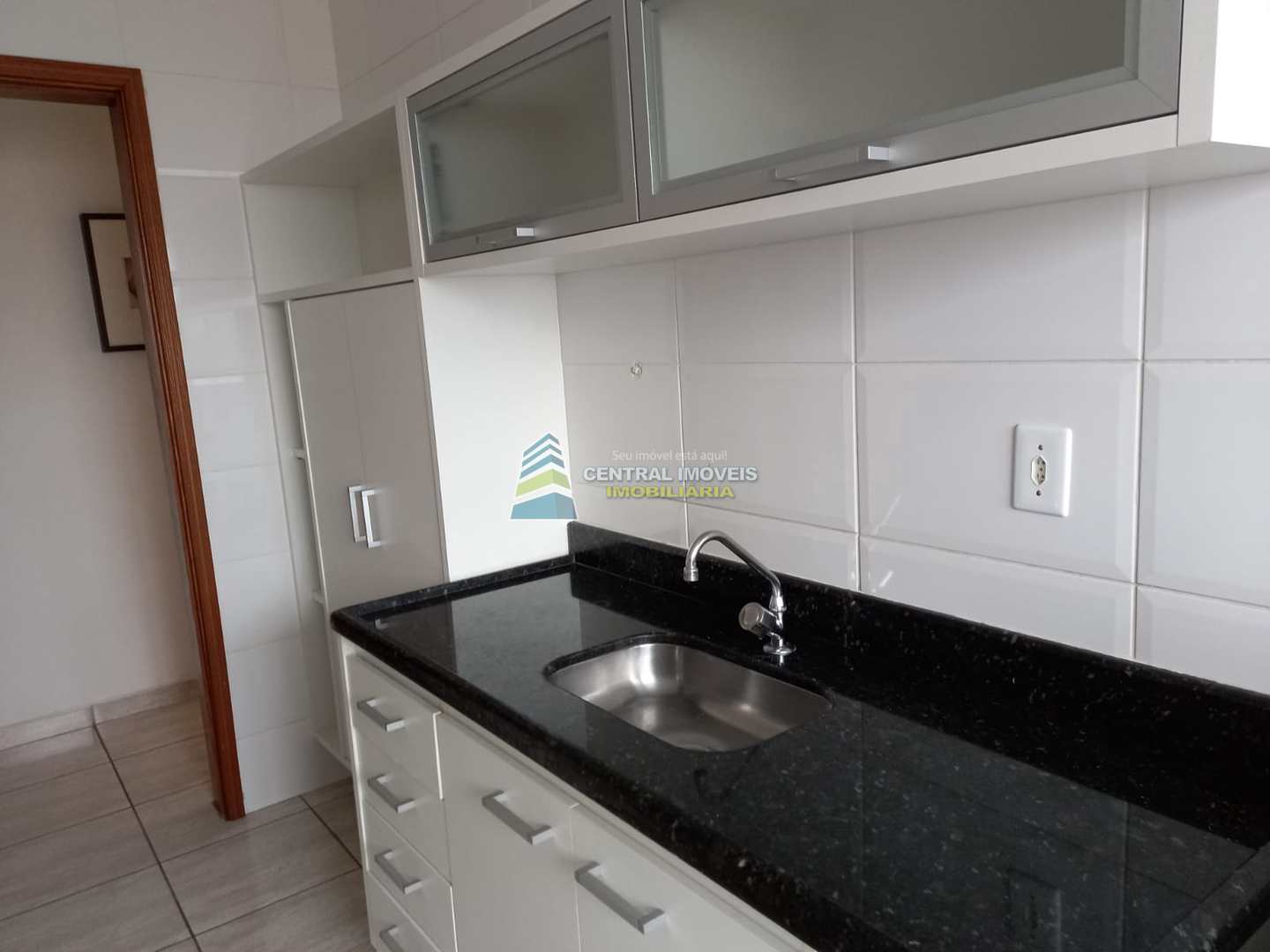 Apartamento à venda com 2 quartos, 72m² - Foto 11