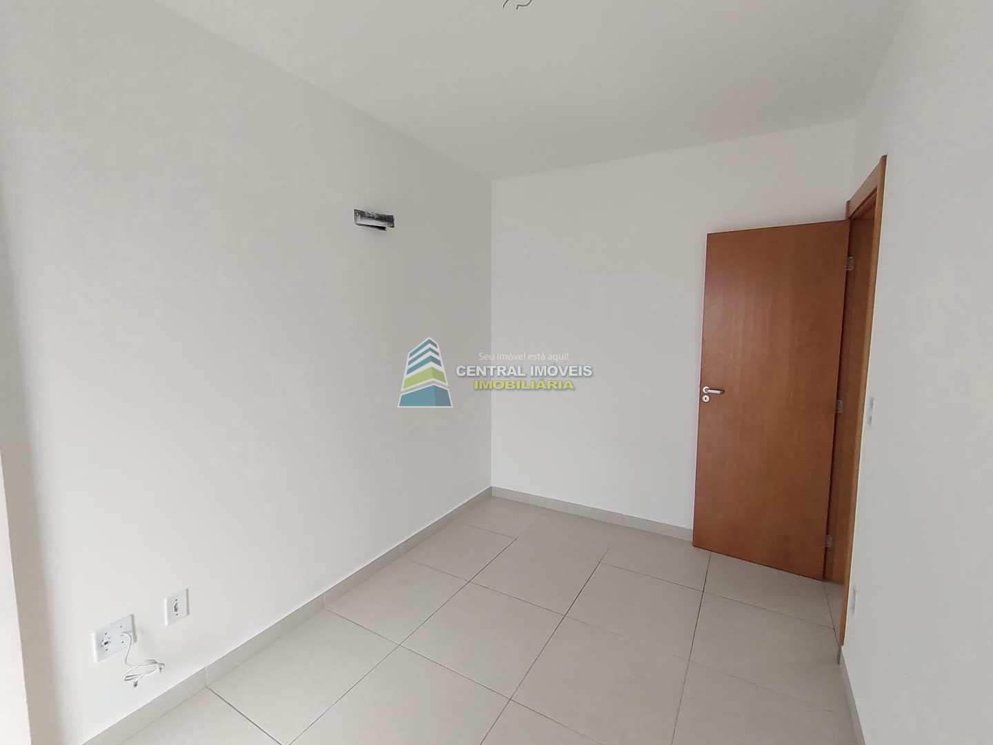 Apartamento à venda com 2 quartos, 68m² - Foto 27