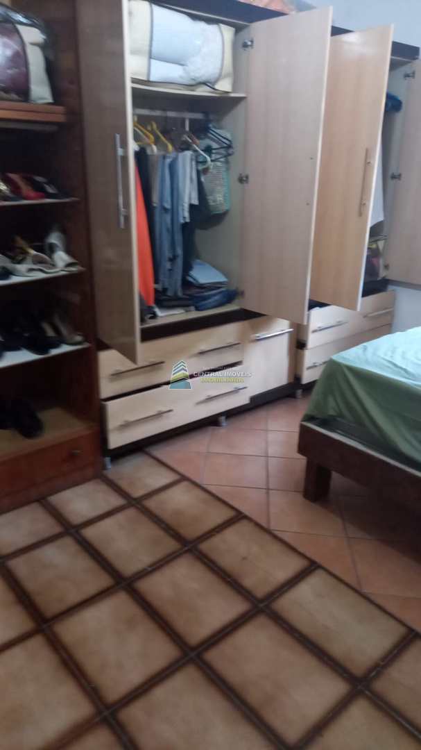 Casa à venda com 3 quartos, 169m² - Foto 3