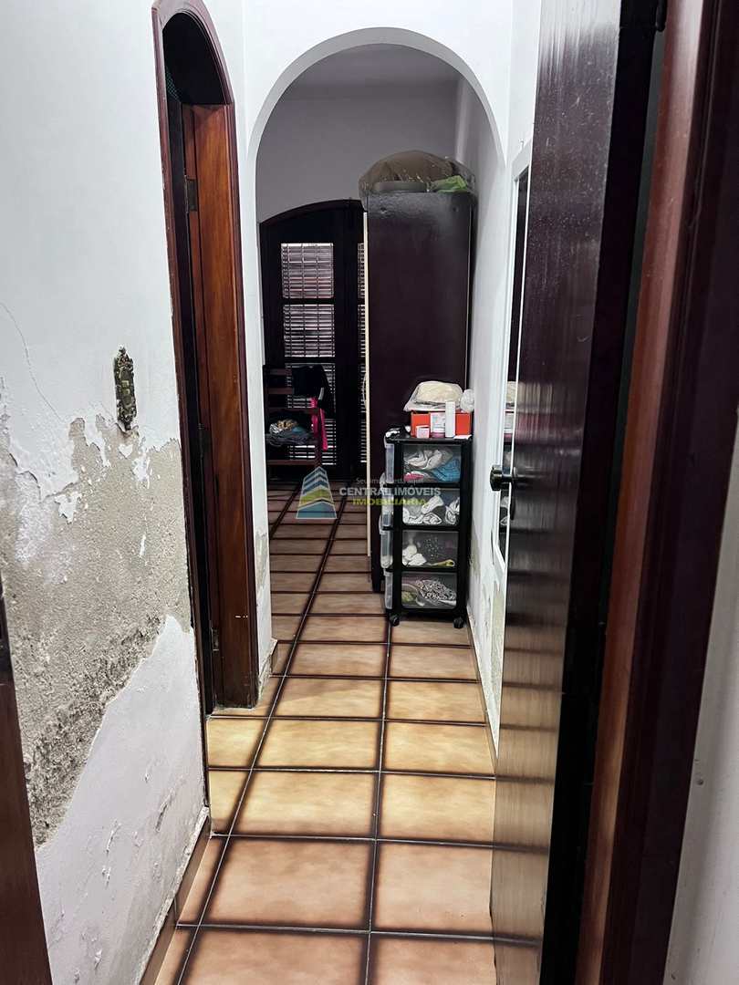 Casa à venda com 3 quartos, 169m² - Foto 14