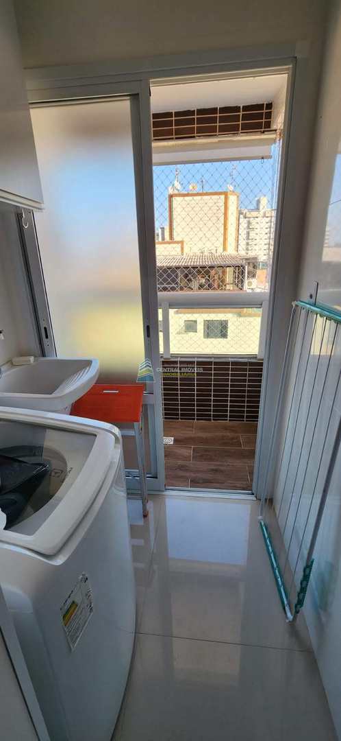 Apartamento à venda com 2 quartos, 78m² - Foto 3