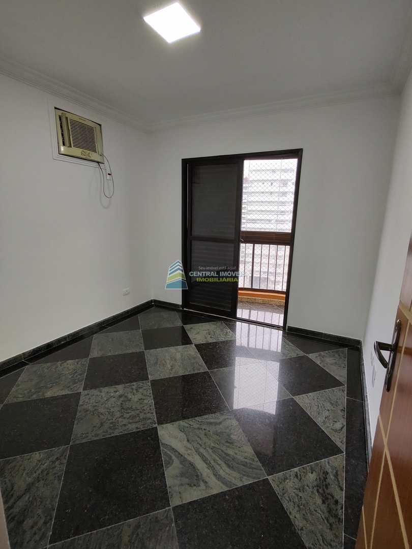 Apartamento à venda com 4 quartos, 136m² - Foto 11