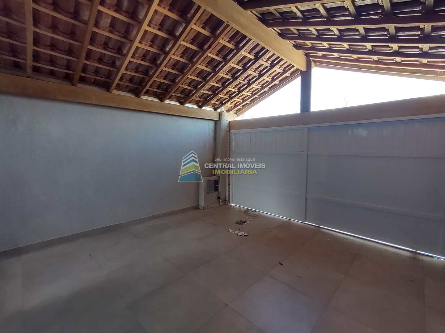 Casa à venda com 2 quartos, 100m² - Foto 4