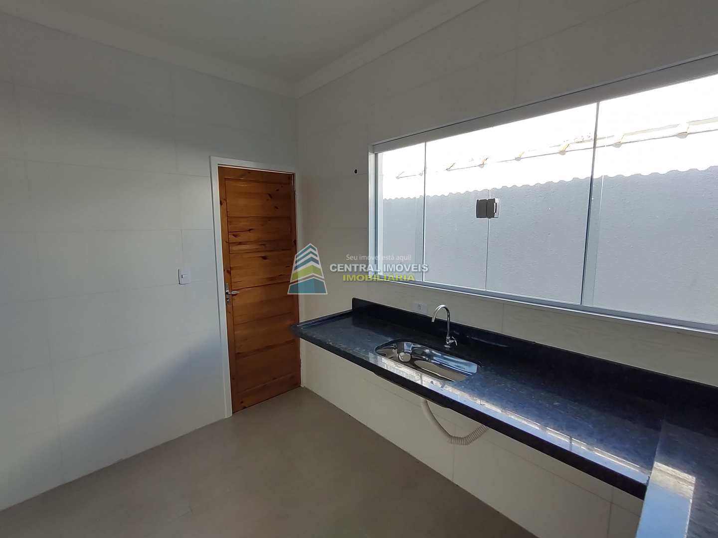 Casa à venda com 2 quartos, 100m² - Foto 26