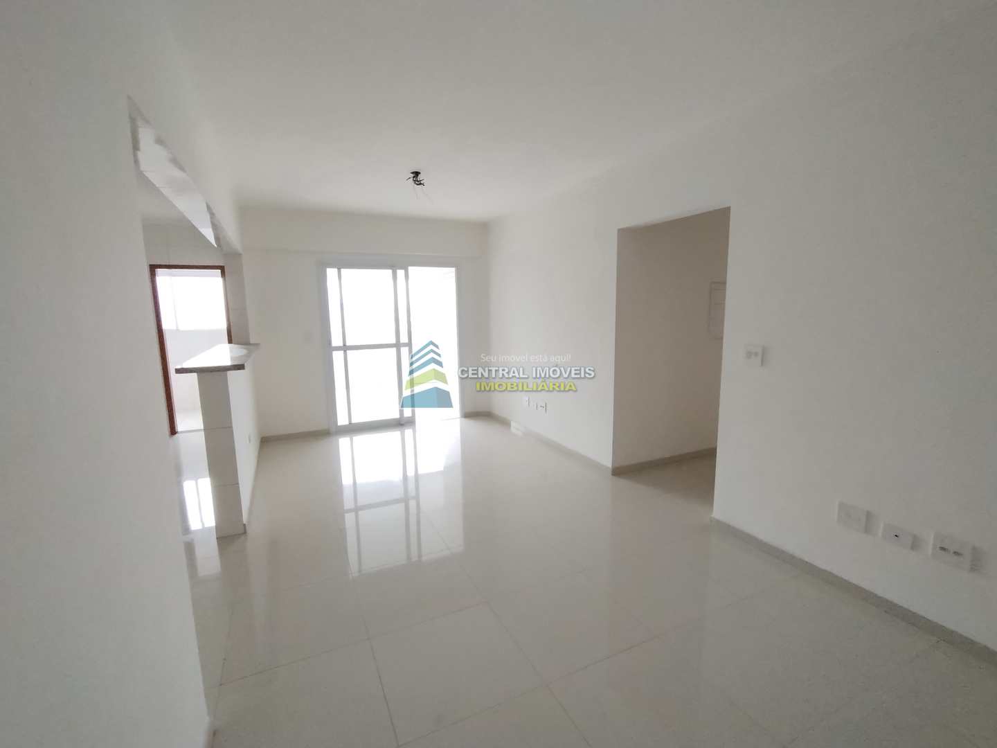 Apartamento à venda com 3 quartos, 139m² - Foto 2