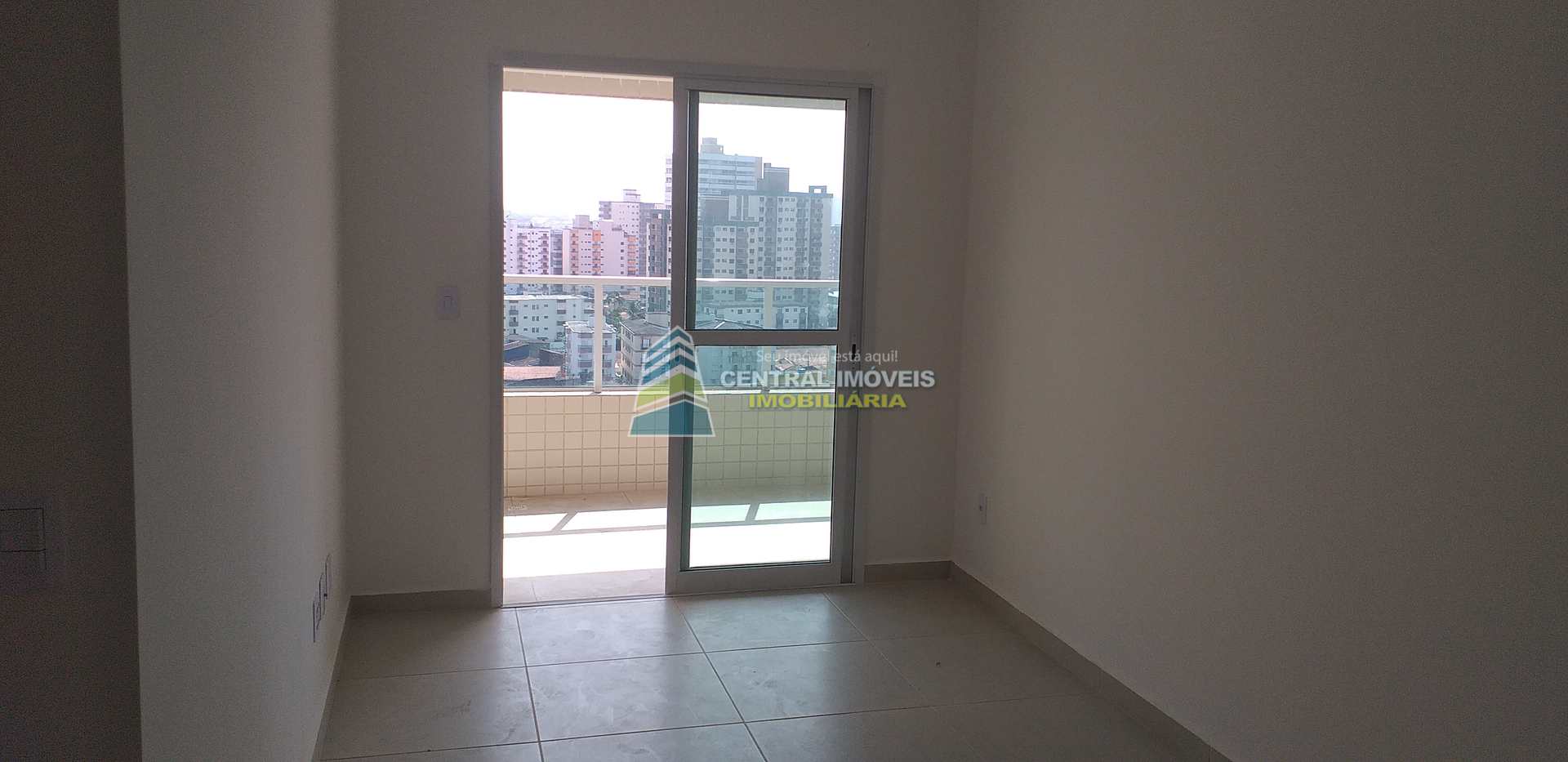 Apartamento à venda com 2 quartos, 71m² - Foto 1