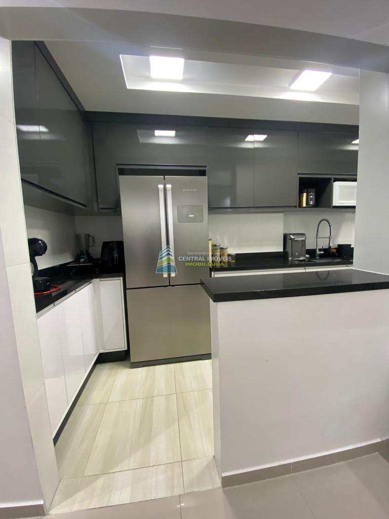 Apartamento à venda com 2 quartos, 100m² - Foto 9