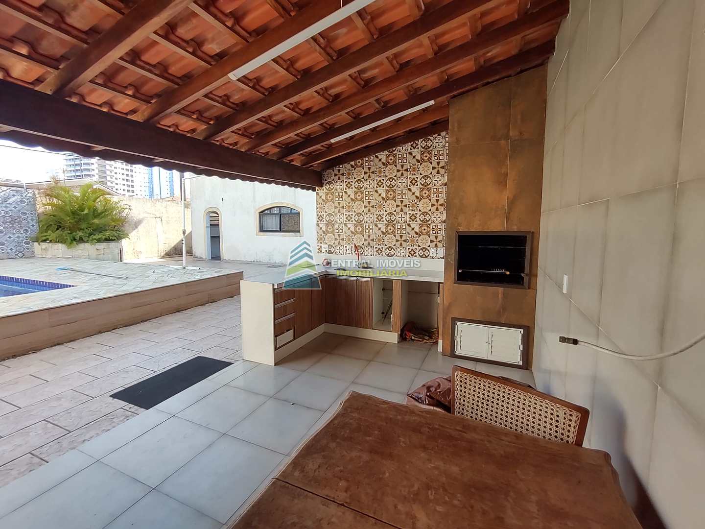 Sobrado à venda com 5 quartos, 326m² - Foto 3