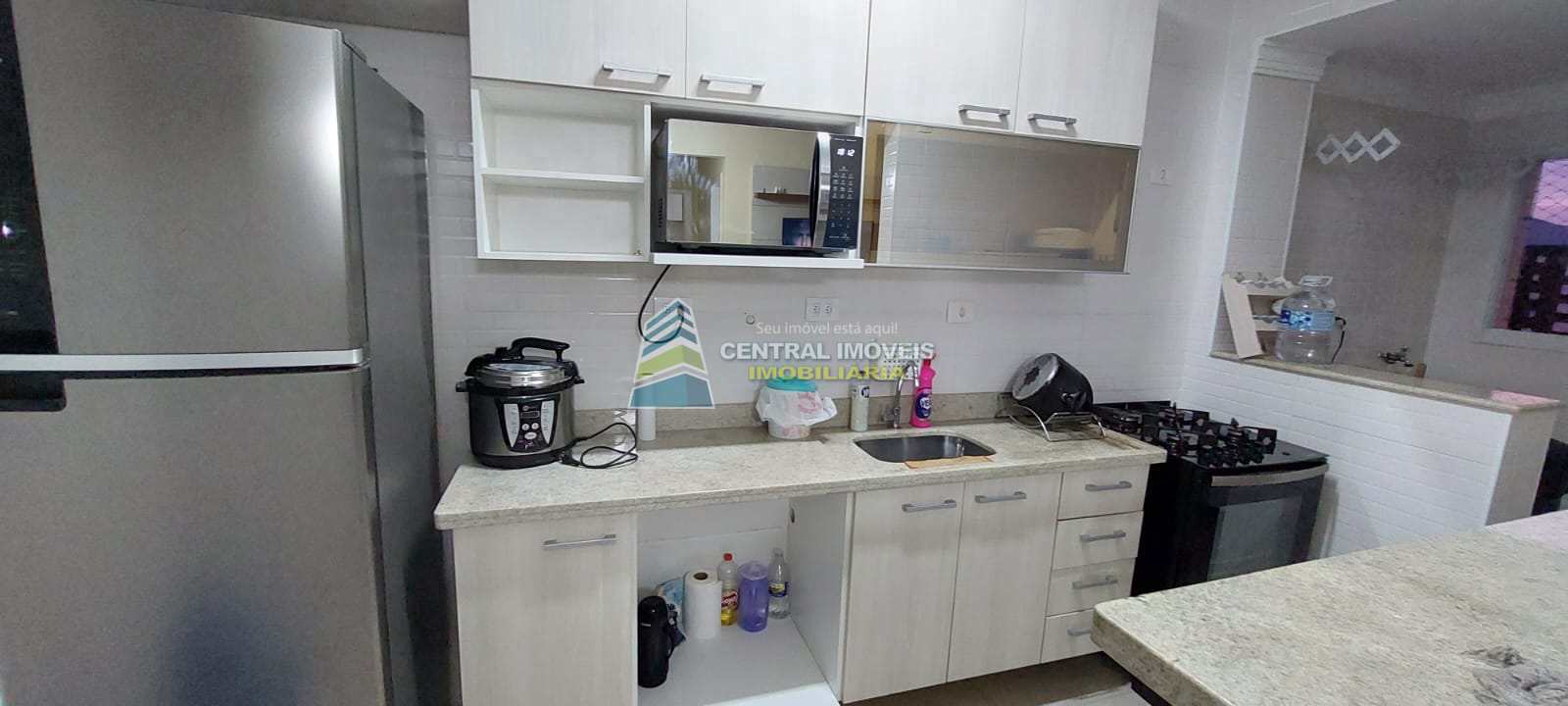 Apartamento à venda com 2 quartos, 67m² - Foto 2