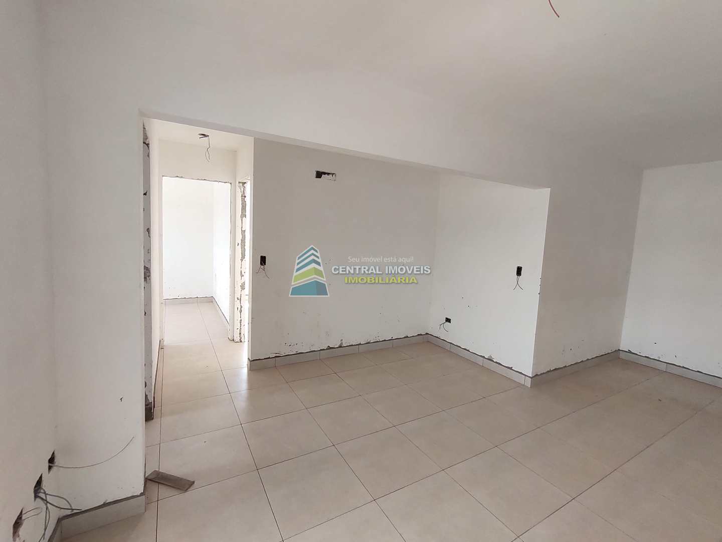 Apartamento à venda com 2 quartos, 75m² - Foto 4