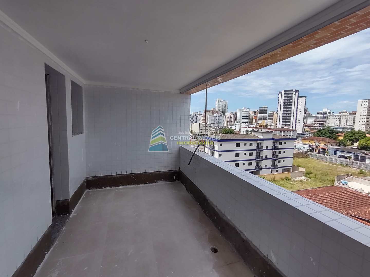 Apartamento à venda com 2 quartos, 71m² - Foto 3