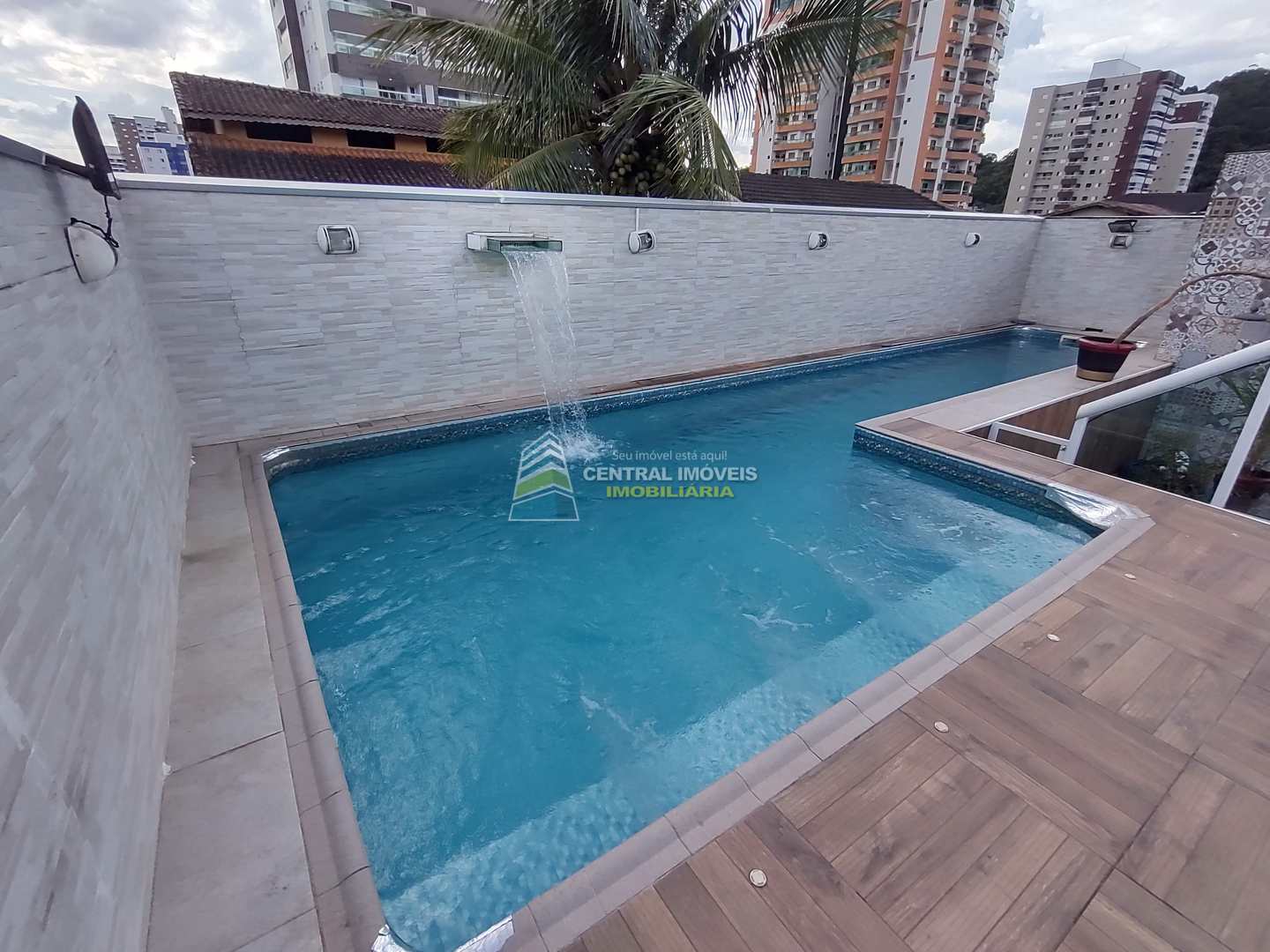 Casa à venda com 3 quartos, 300m² - Foto 104