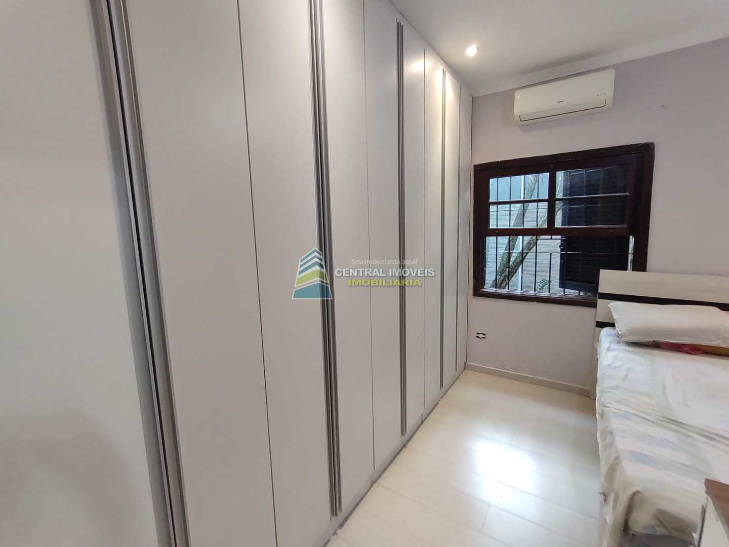 Casa à venda com 3 quartos, 300m² - Foto 48