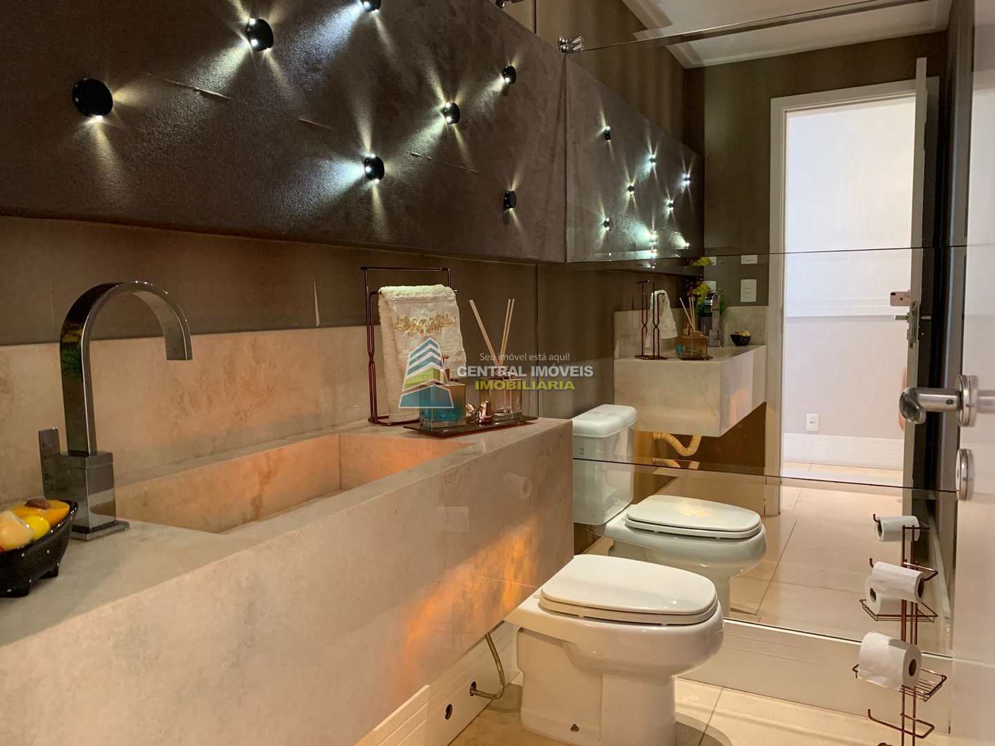 Apartamento à venda com 4 quartos, 204m² - Foto 6