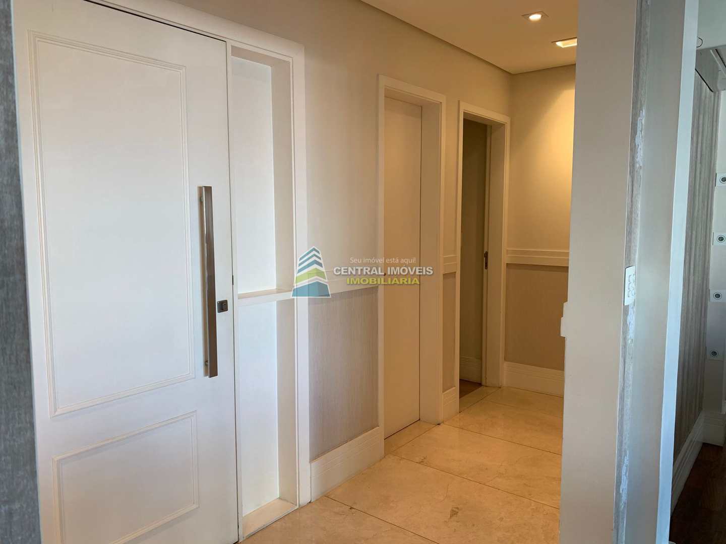 Apartamento à venda com 4 quartos, 204m² - Foto 15