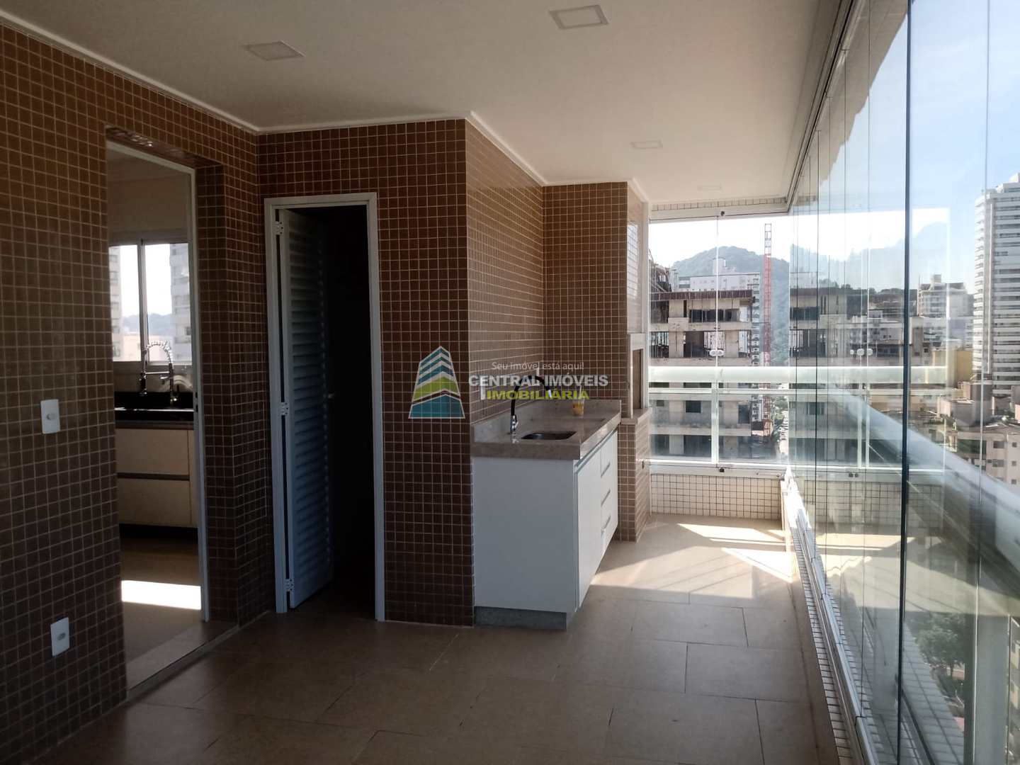 Apartamento à venda com 3 quartos, 150m² - Foto 5