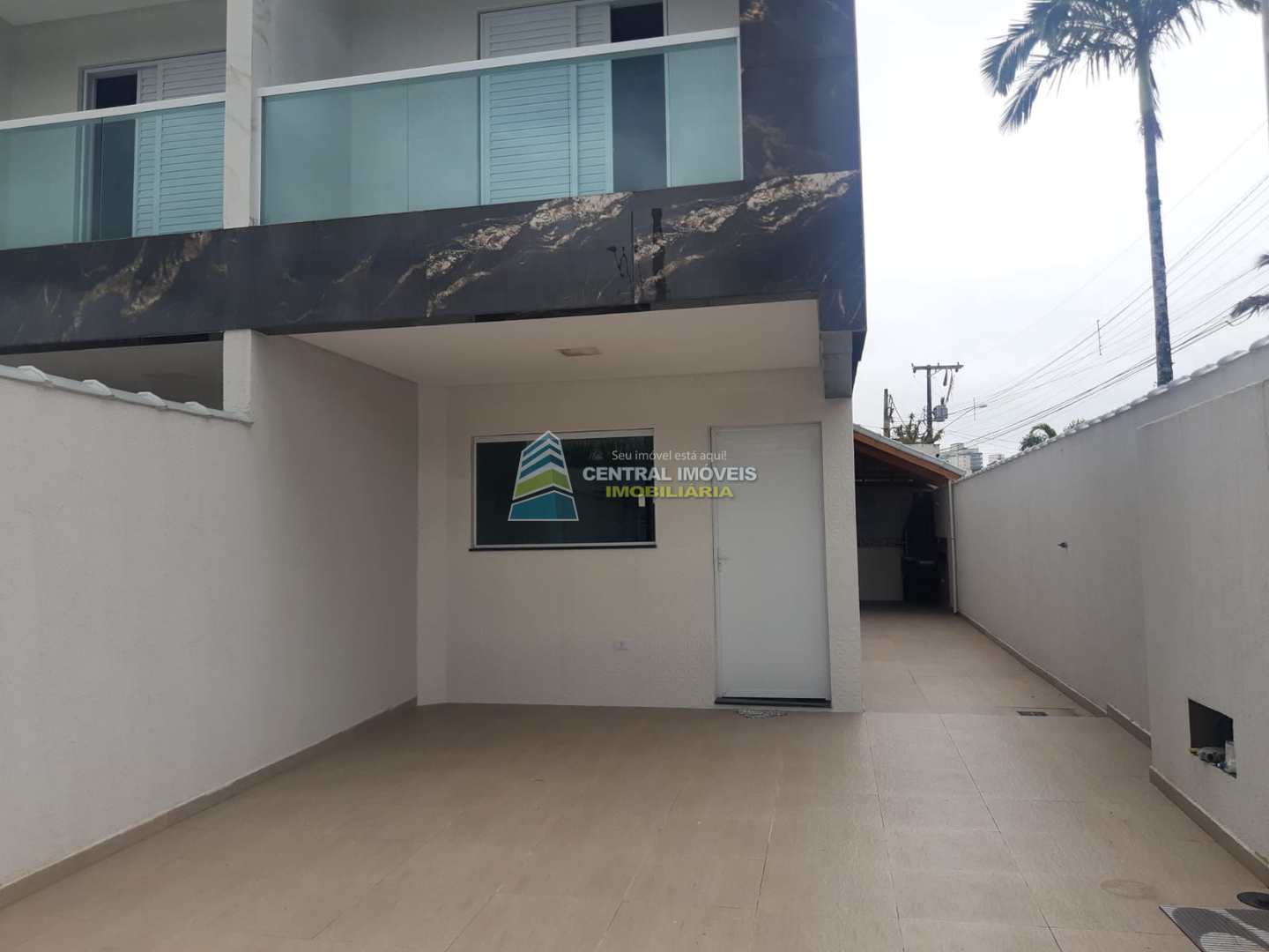 Sobrado à venda com 2 quartos, 80m² - Foto 1