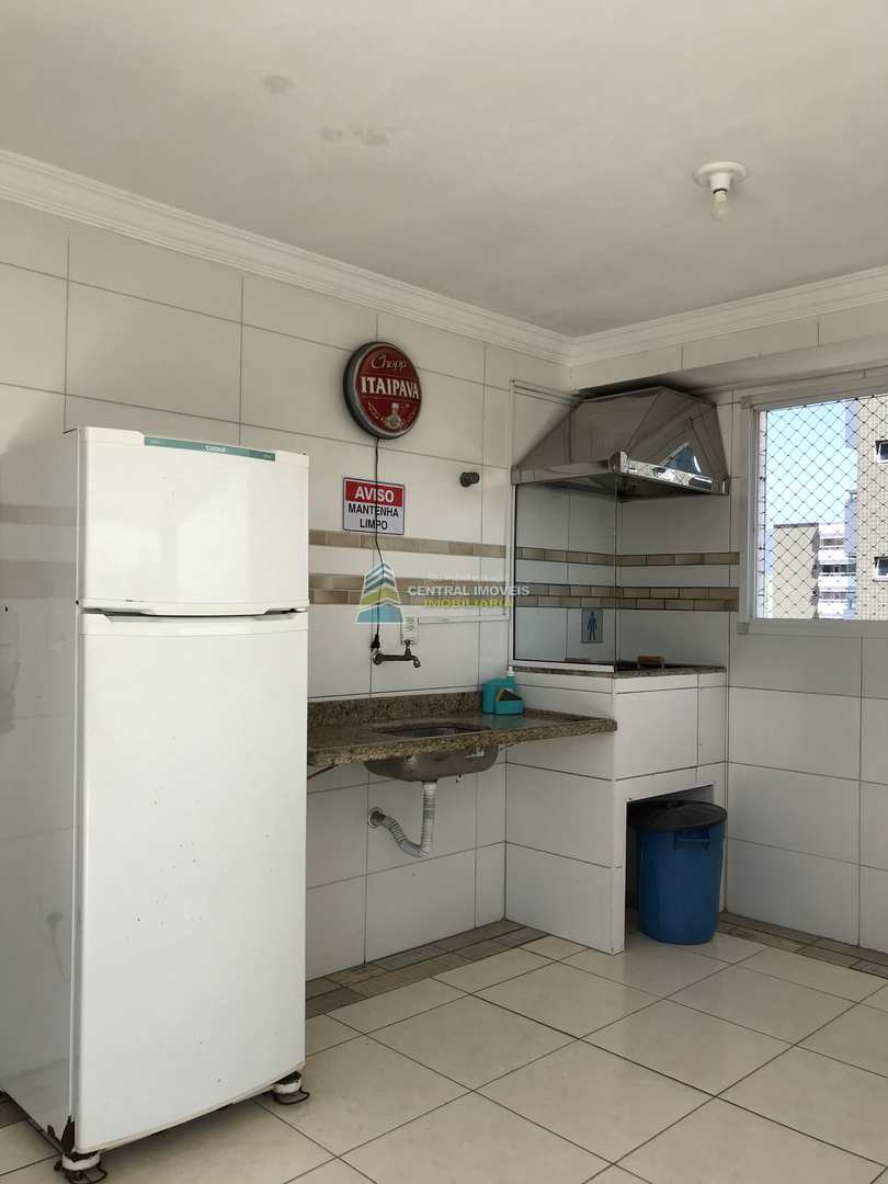 Apartamento à venda com 2 quartos, 70m² - Foto 15