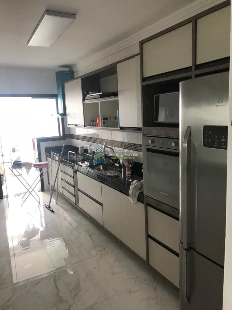 Apartamento à venda com 3 quartos, 105m² - Foto 8