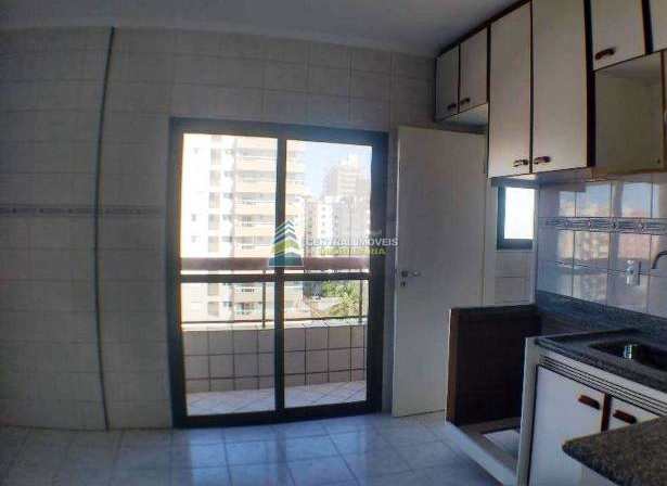 Cobertura à venda com 3 quartos, 270m² - Foto 17