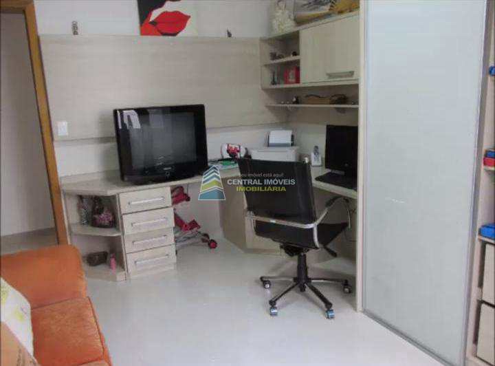 Casa à venda com 3 quartos, 200m² - Foto 15