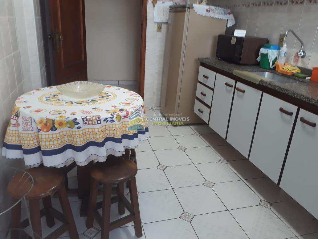 Apartamento à venda com 2 quartos, 78m² - Foto 17