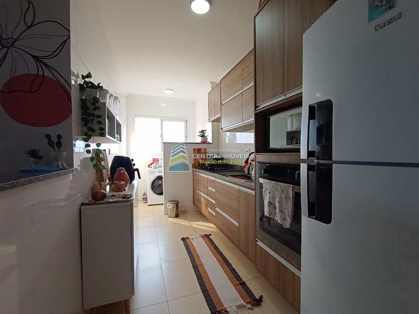 Apartamento à venda com 2 quartos, 72m² - Foto 8