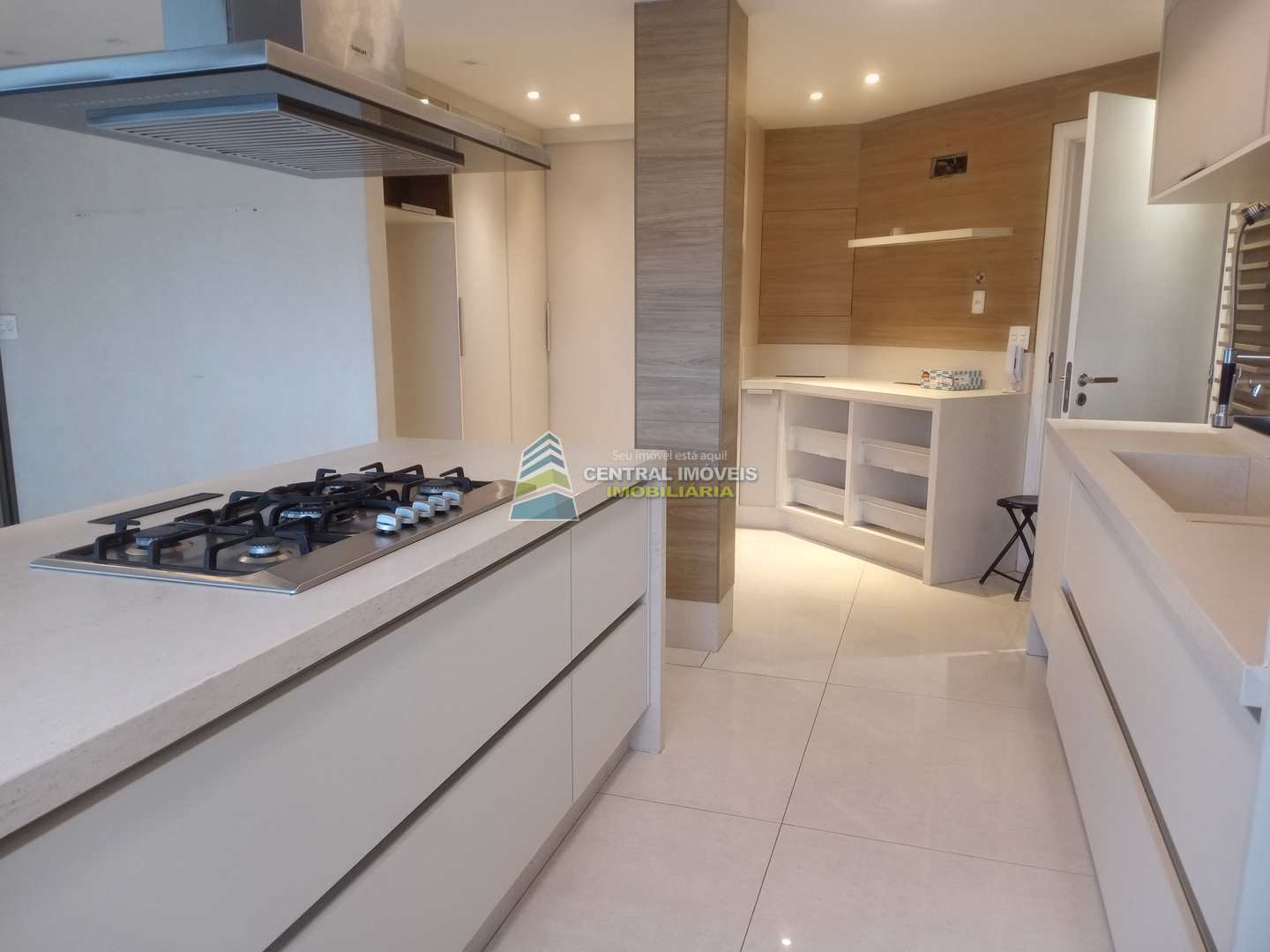 Apartamento à venda com 4 quartos, 337m² - Foto 11