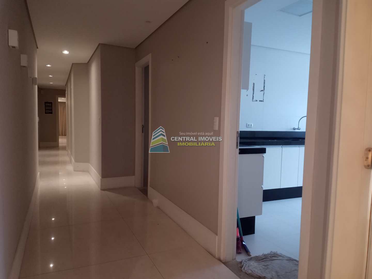 Apartamento à venda com 4 quartos, 337m² - Foto 16