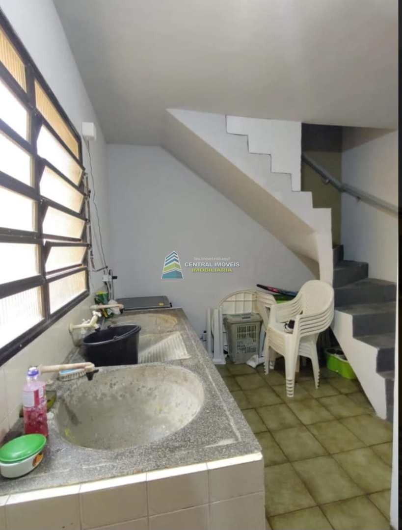 Sobrado à venda com 3 quartos, 232m² - Foto 8