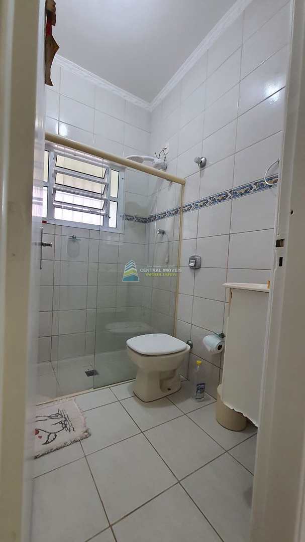 Casa à venda com 7 quartos, 300m² - Foto 12