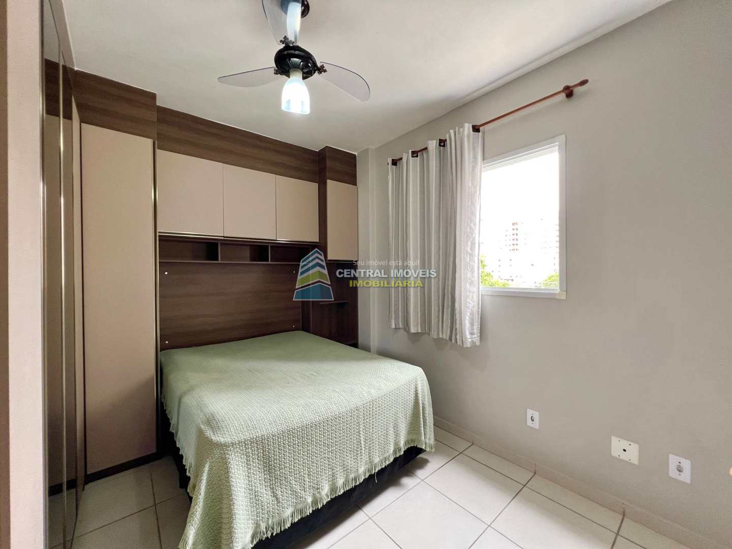 Apartamento à venda com 2 quartos, 70m² - Foto 13