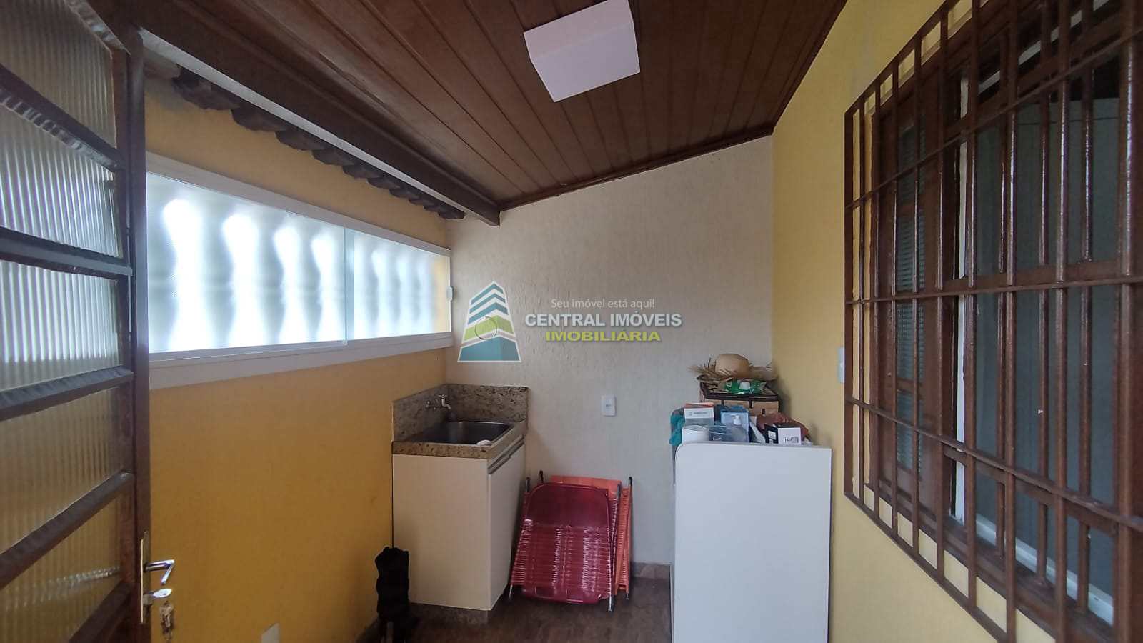 Casa à venda com 2 quartos, 110m² - Foto 14