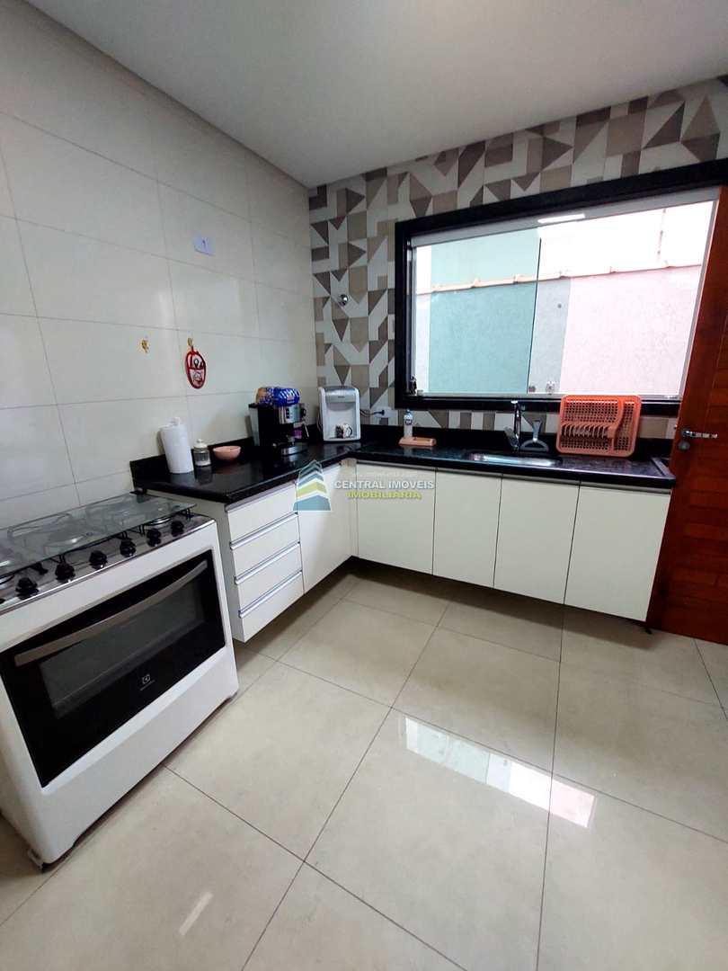 Sobrado à venda com 3 quartos, 130m² - Foto 3