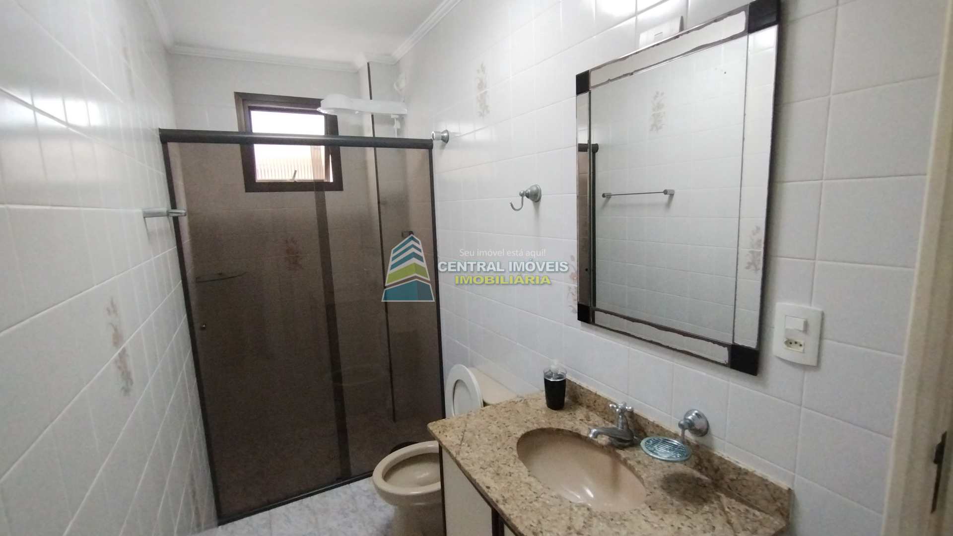 Apartamento para alugar com 2 quartos, 75m² - Foto 17