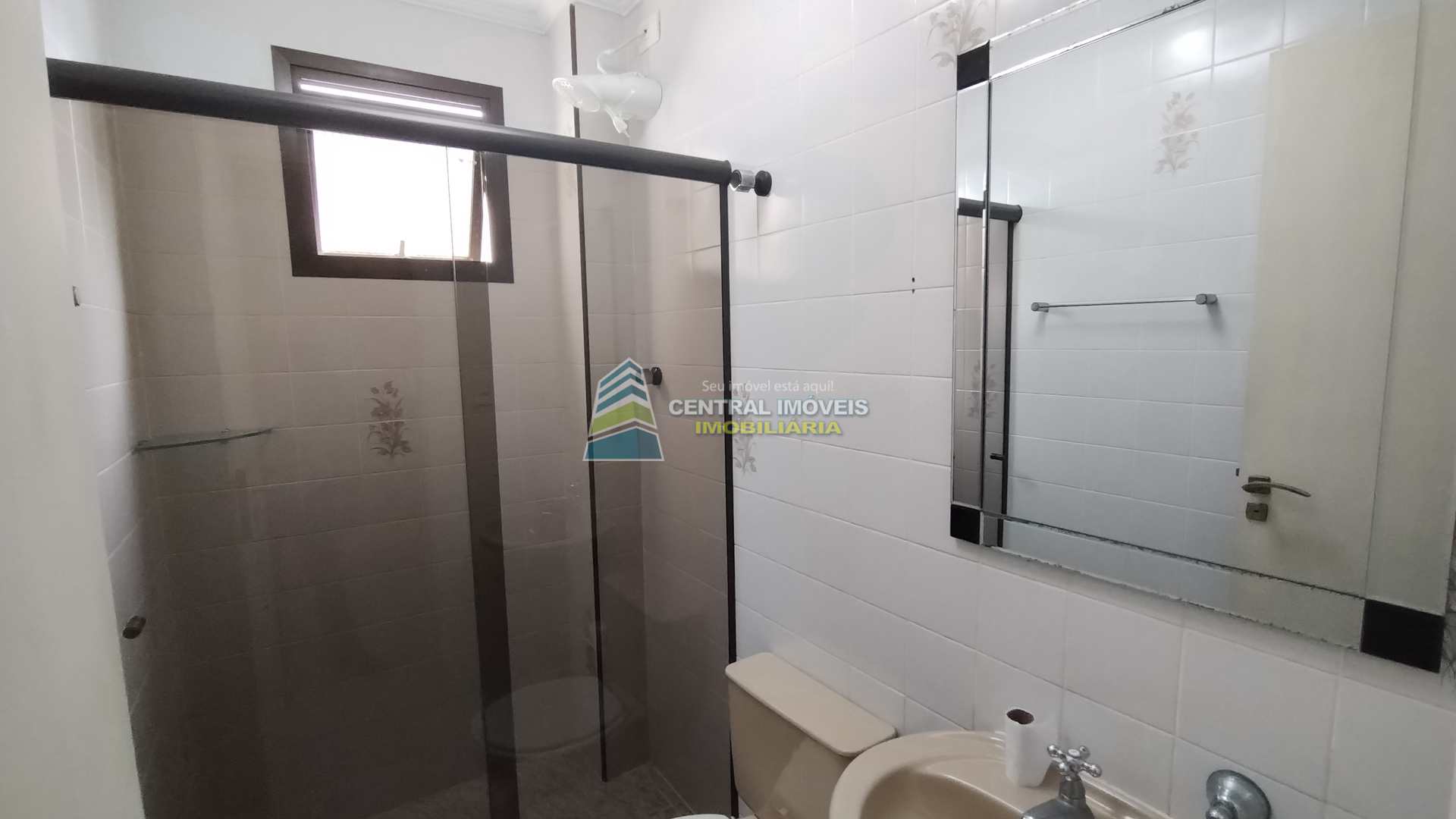 Apartamento para alugar com 2 quartos, 75m² - Foto 13