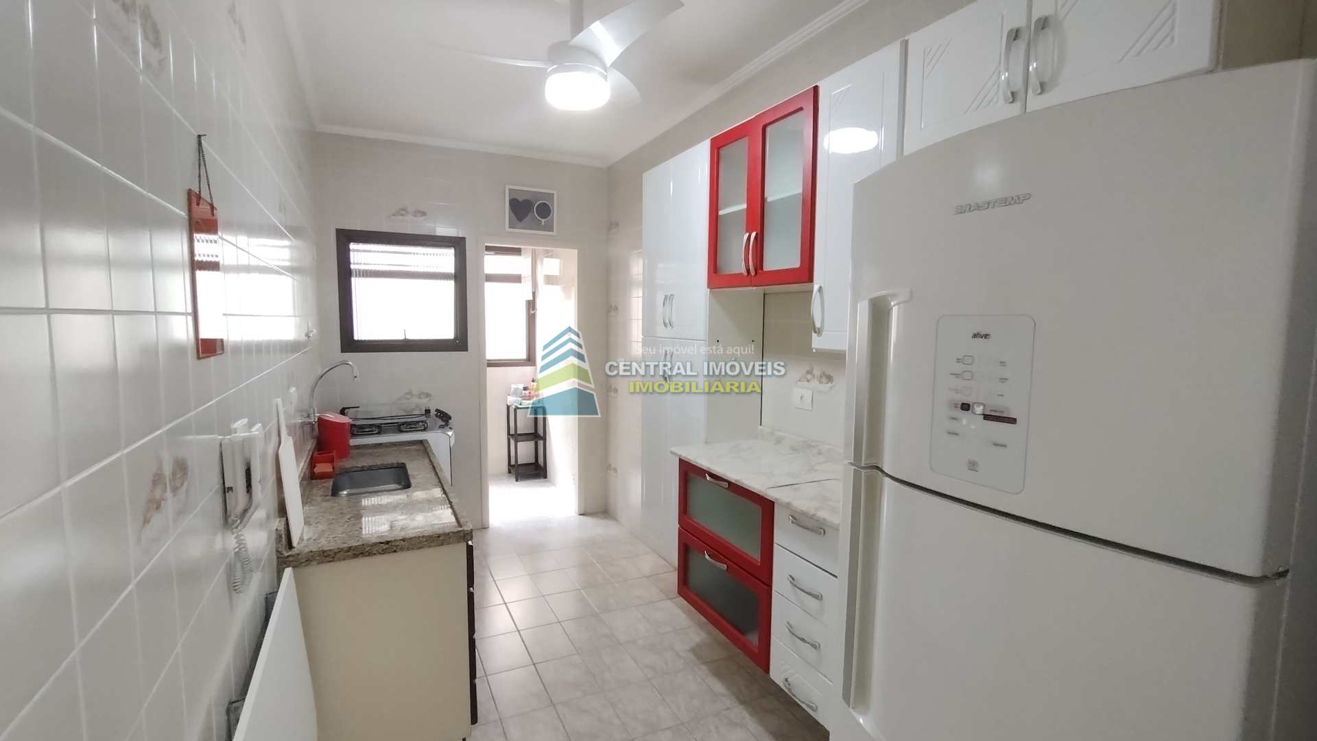 Apartamento para alugar com 2 quartos, 75m² - Foto 6