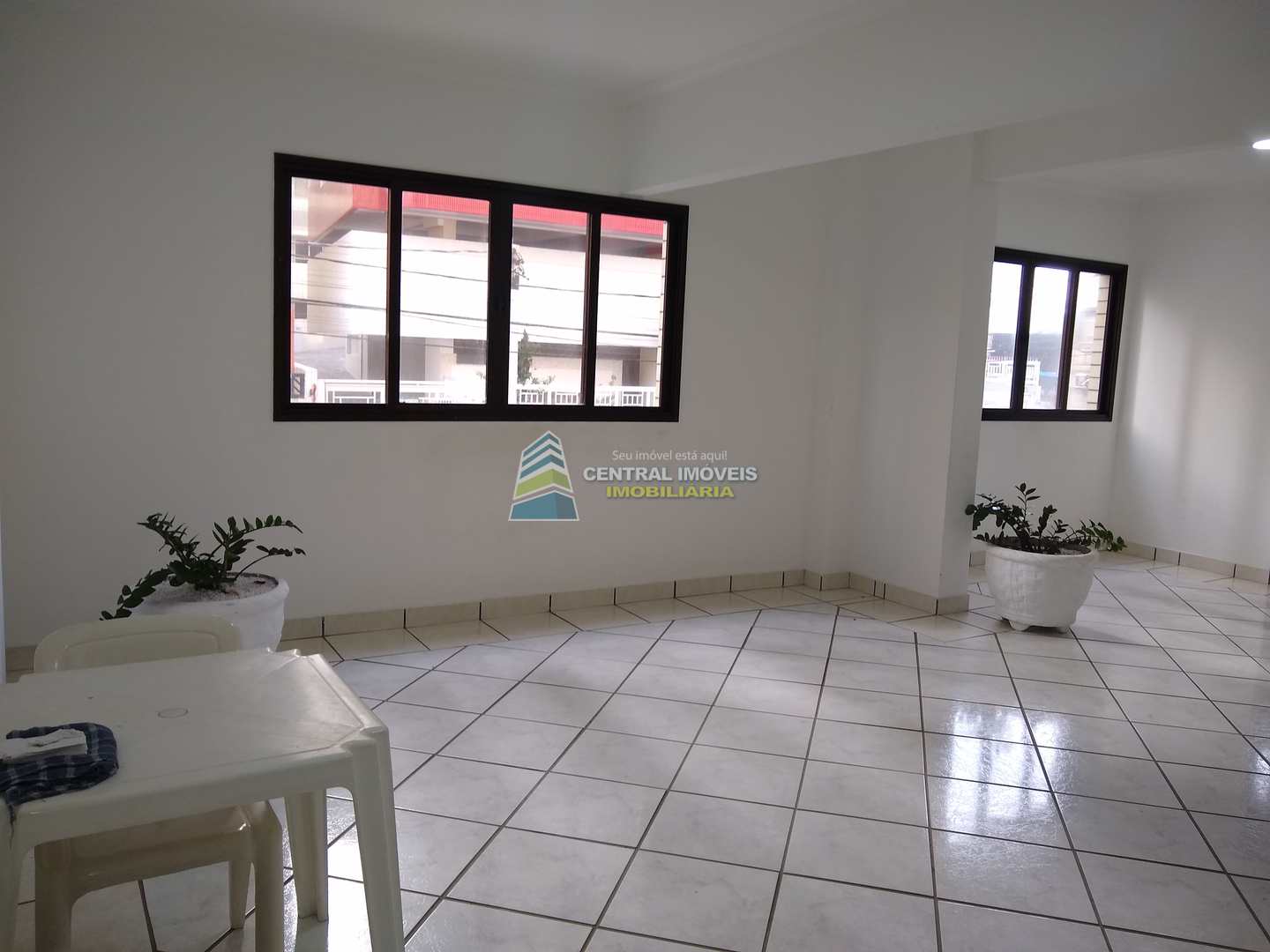 Apartamento à venda com 2 quartos, 77m² - Foto 32