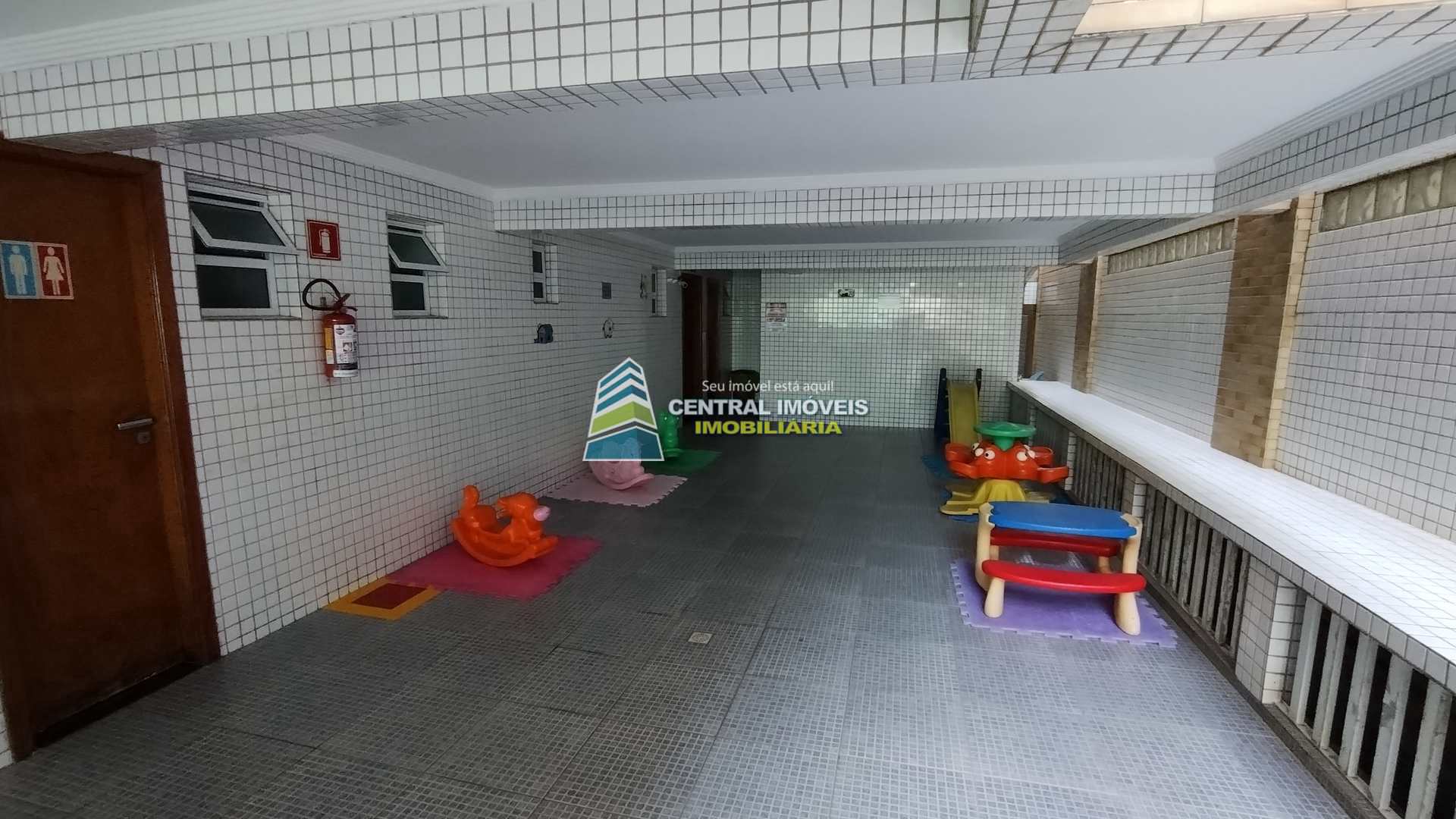 Apartamento à venda com 2 quartos, 102m² - Foto 30